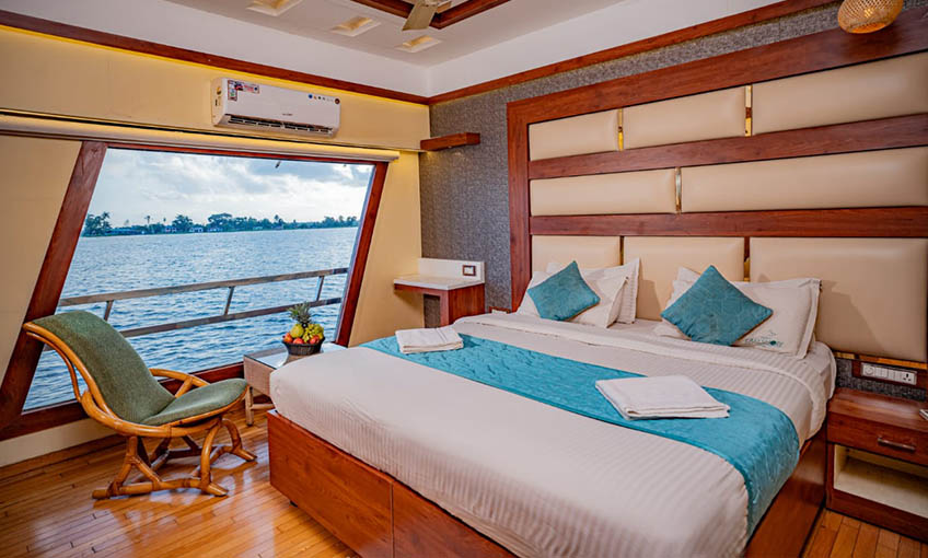 houseboats