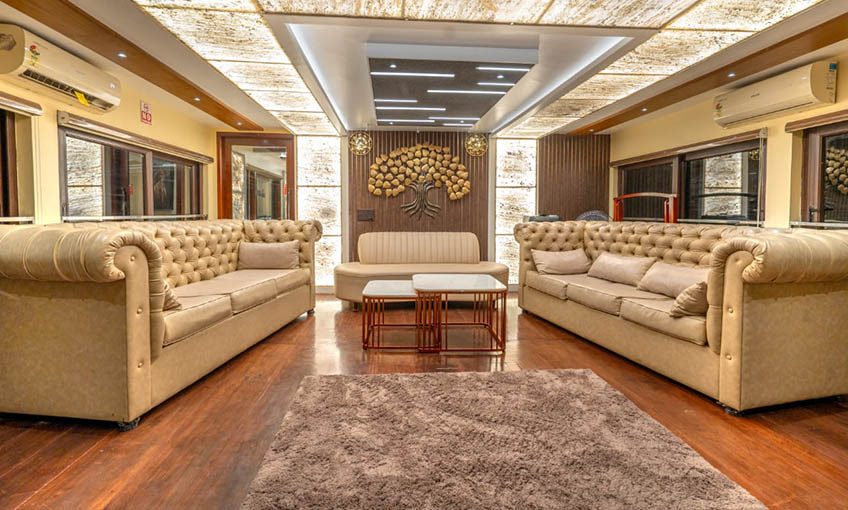 houseboats