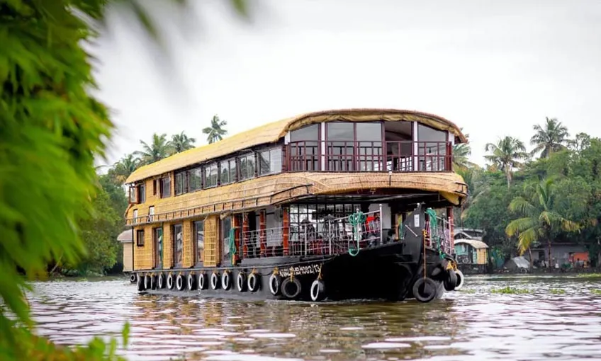 houseboats